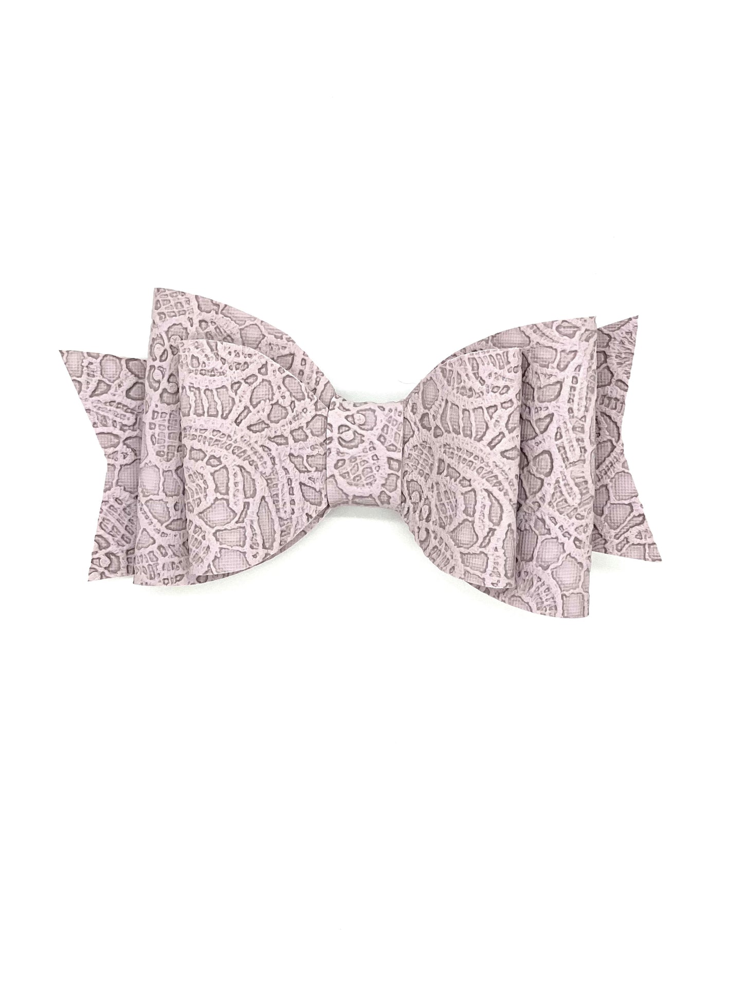 Butter Lace Bows